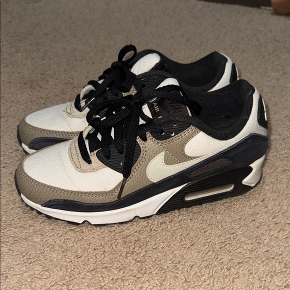 Nike Air Max 90s Women's Black and White Sneakers - Picture 5 of 6